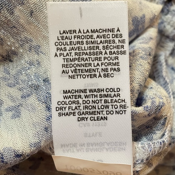 Printed off the shoulder Top - Picture 6 of 9